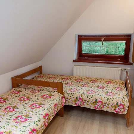 Ośrodek wypoczynkowy Dom Gościnny *